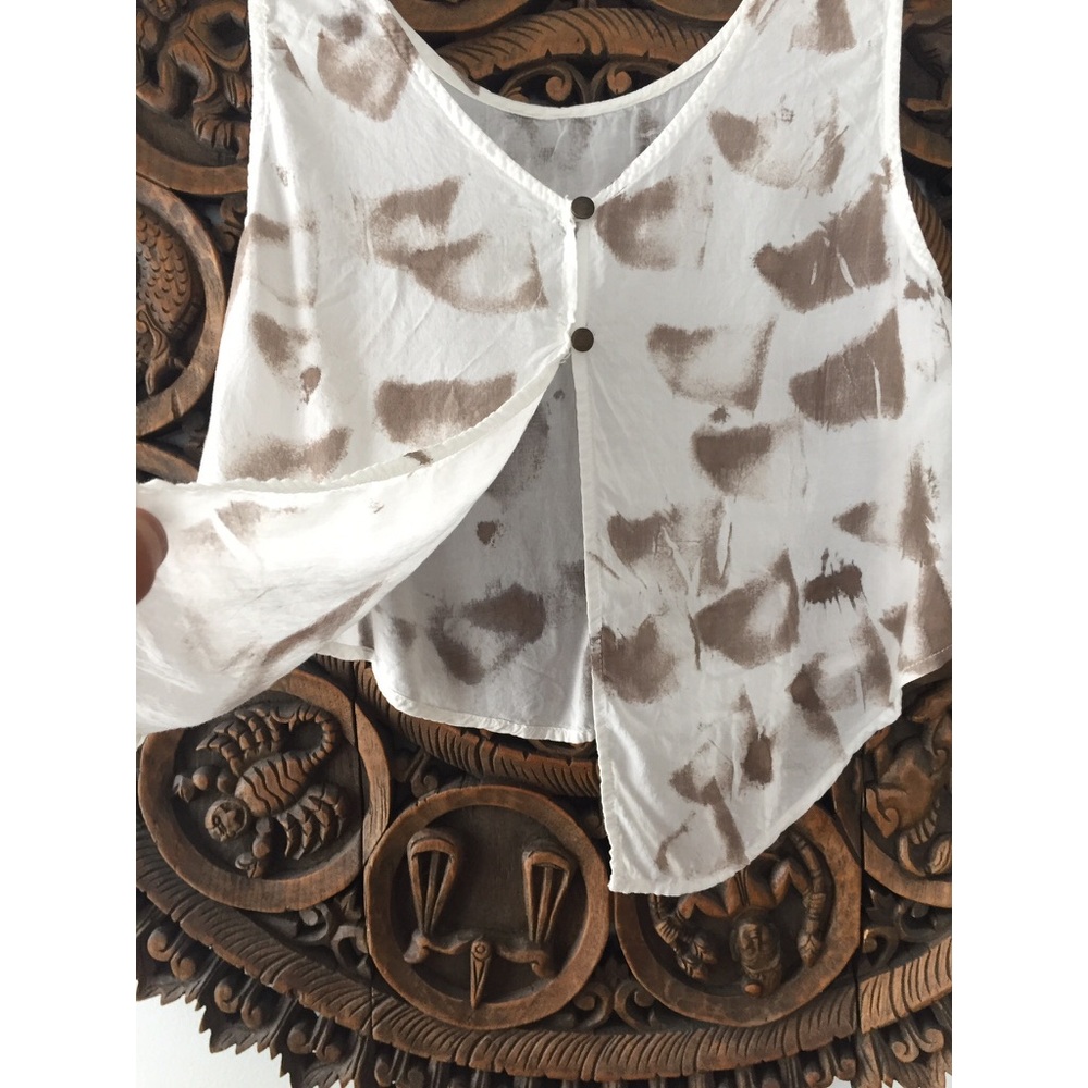 Open-back Crop Tank - Picture 3 of 5