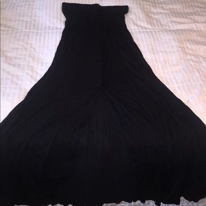 Ecote Maxi High Waisted Skirt