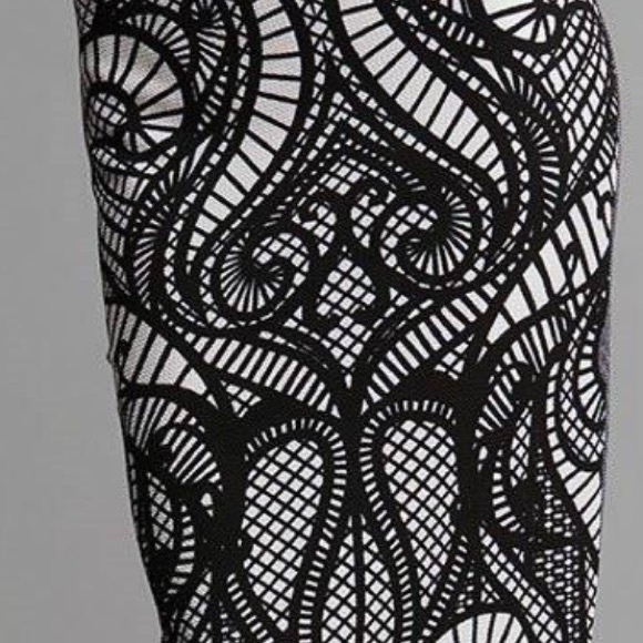 Abstract printed pique skirt - Picture 3 of 6