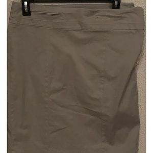 Loft Side Zipper Size 6