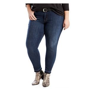 Plus Levi's