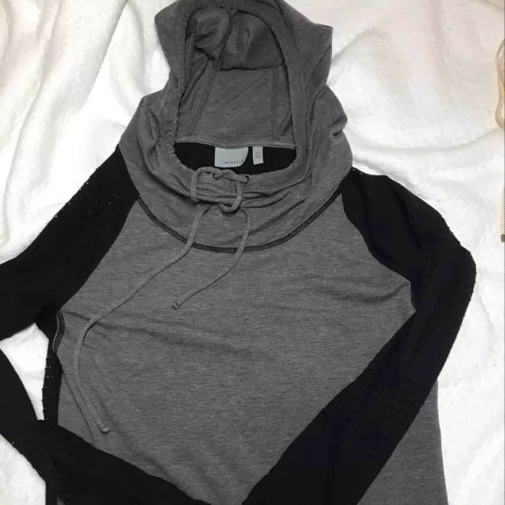 Athleta pull over