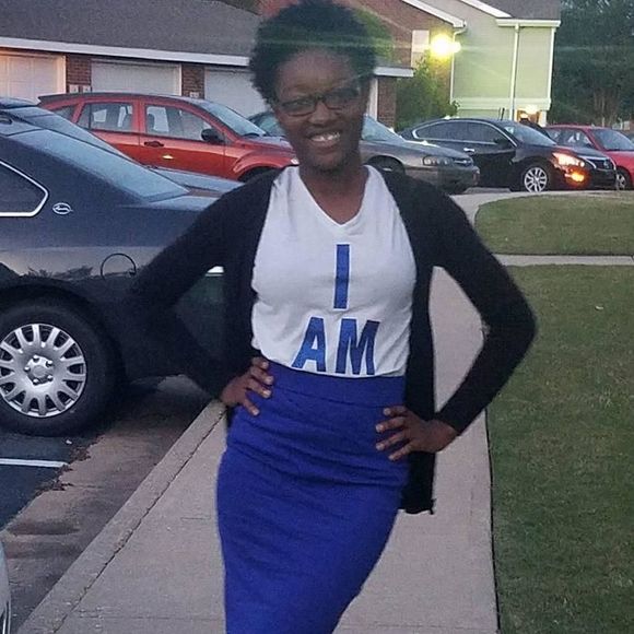 Meet your Posher, Erica - Picture 1 of 1