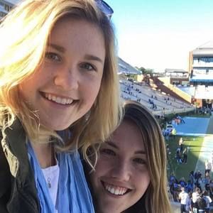 Meet your Posher, Julia