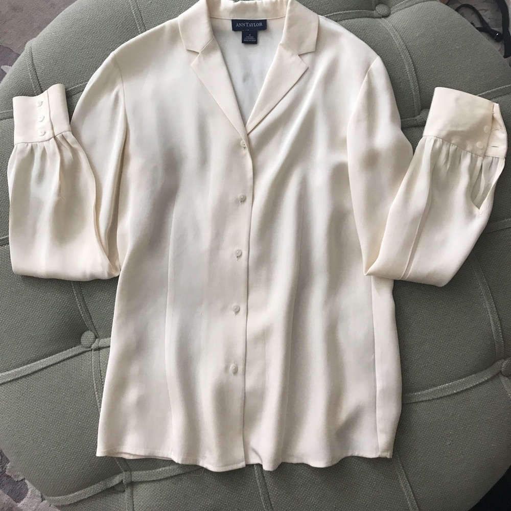 Ann Taylor Silk Blouse: Size 2