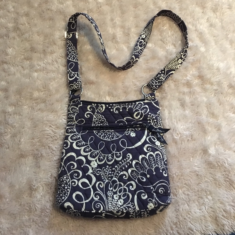 Crossbody purse