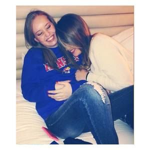 Meet your Posher, Abigail