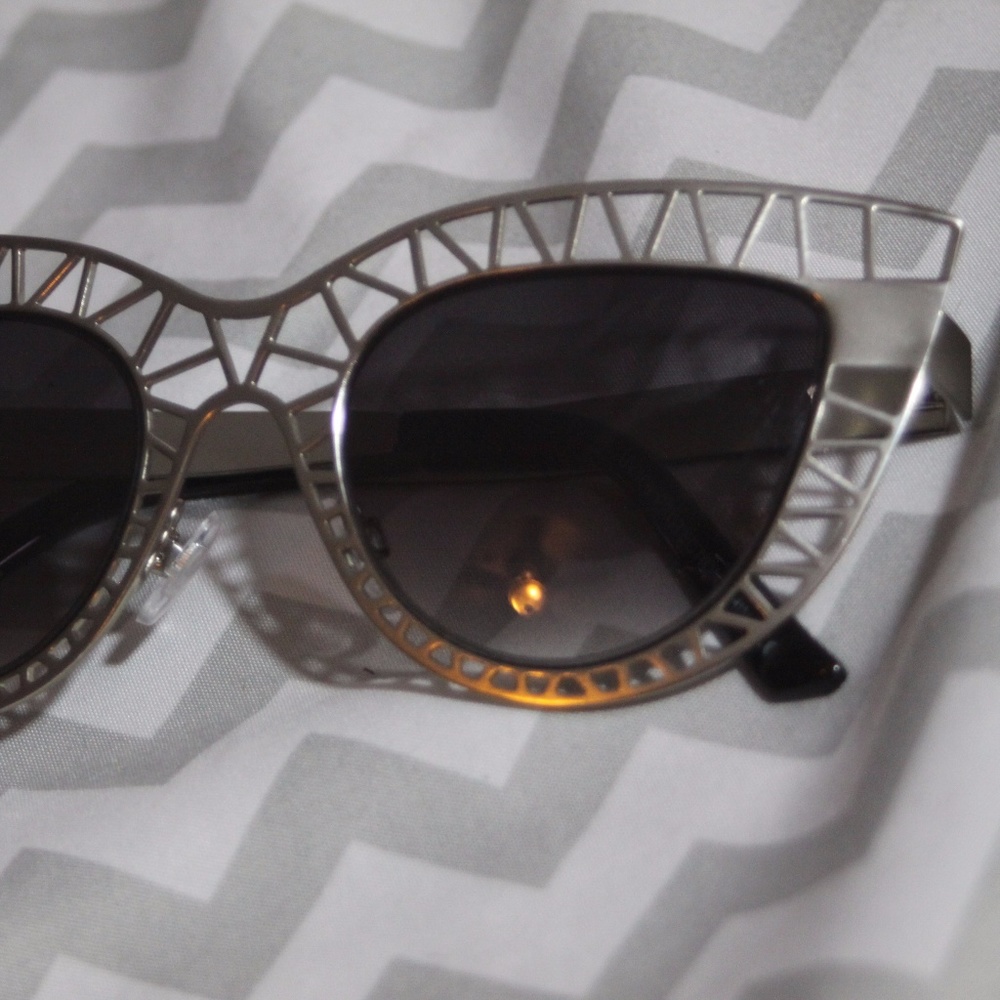 Funky Cateye Sunglasses