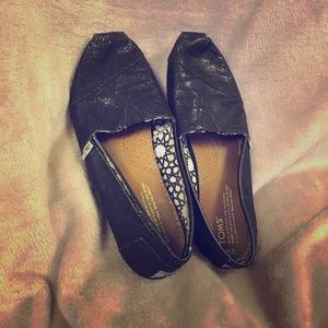 TOMS Women's Black Sequin Slip On Flats