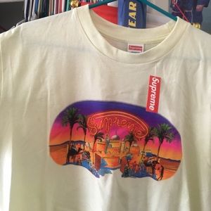 SUPREME TEE