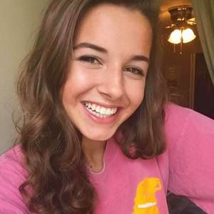 Meet your Posher, Stephenie