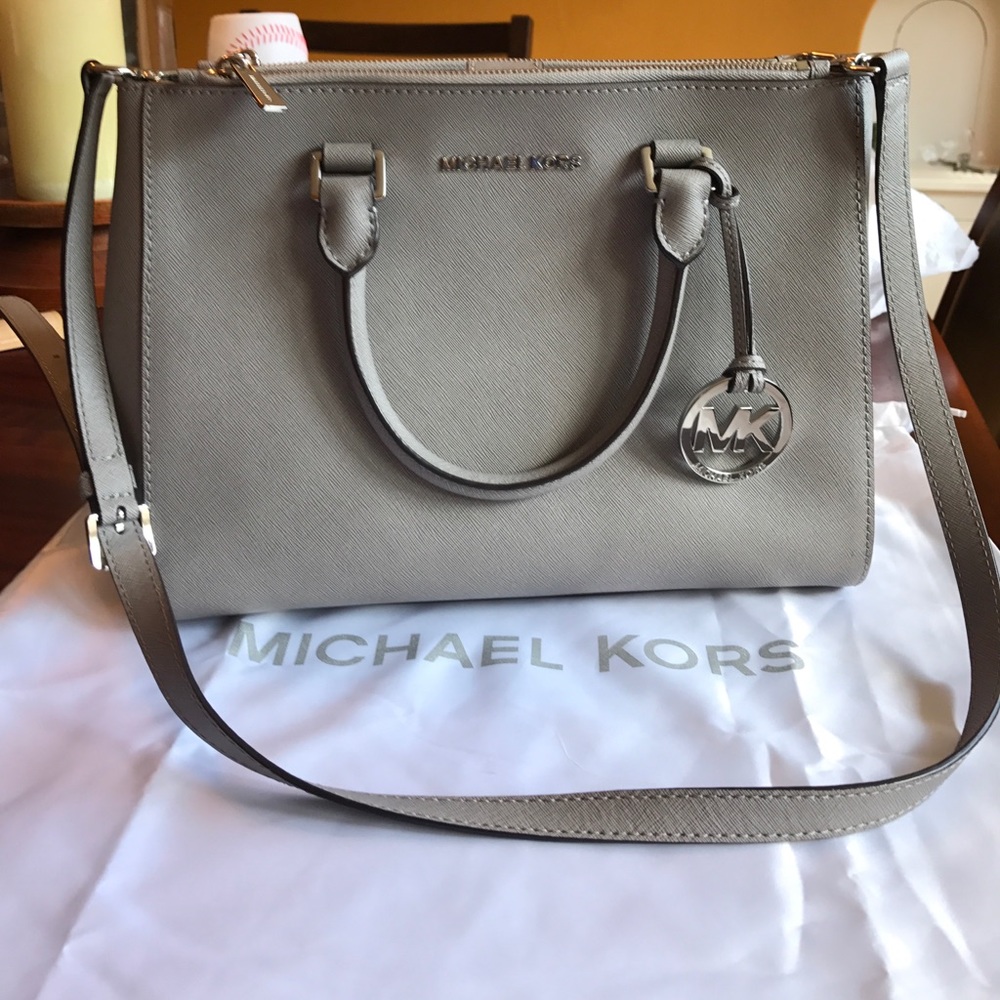 Michael Kors Sutton Medium Satchel