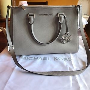 Michael Kors Sutton Medium Satchel