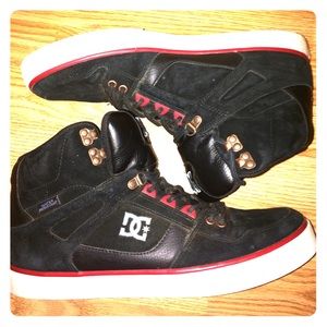 DC Skating Shoes