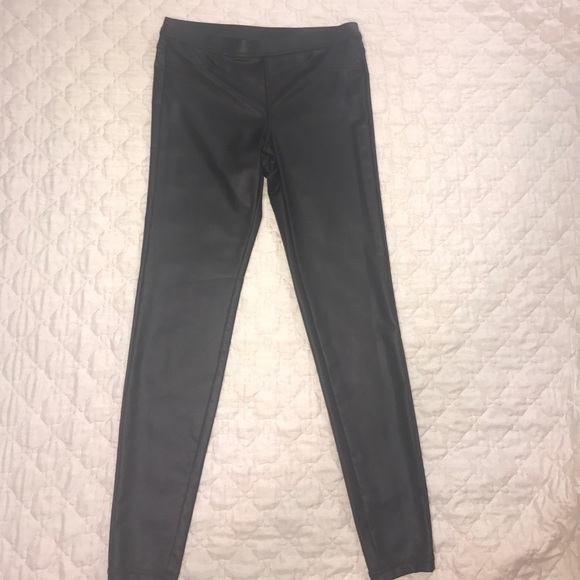 SimplyVera Wang imitation leather leggings small - Picture 4 of 6