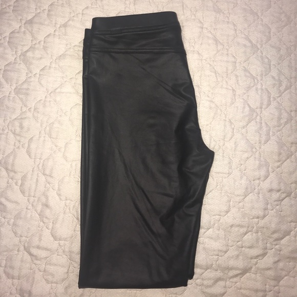 SimplyVera Wang imitation leather leggings small - Picture 5 of 6