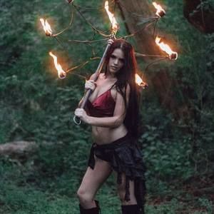 Meet your Posher, Brittney