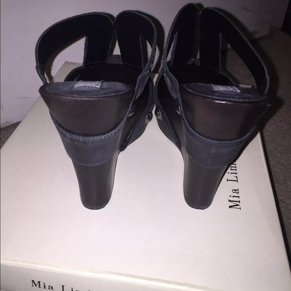 NWT MIA Limited Acadia Leather Wedge Size 8