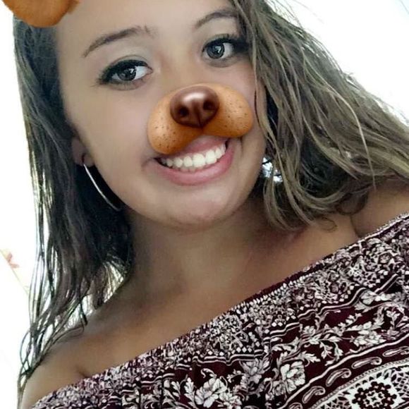 Meet your Posher, Sarah - Picture 1 of 1