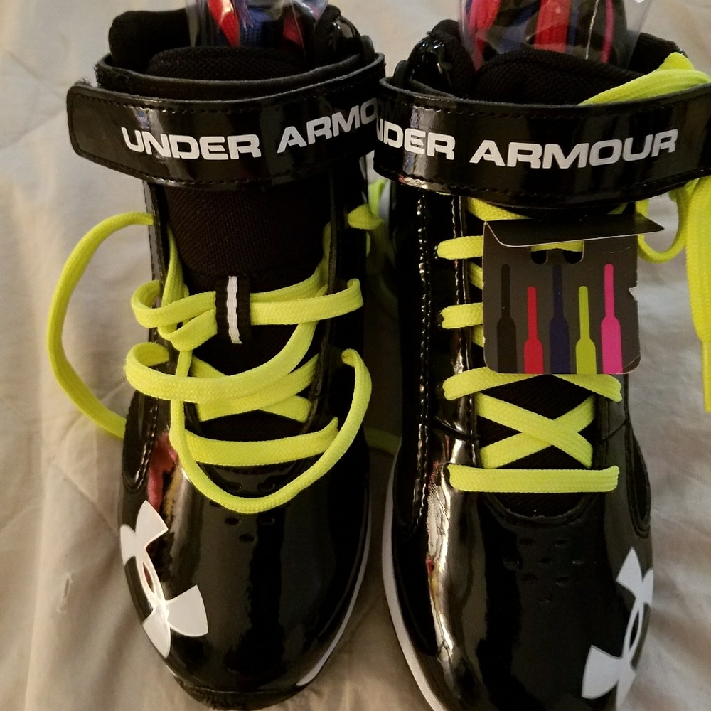 Multiple prs of laces