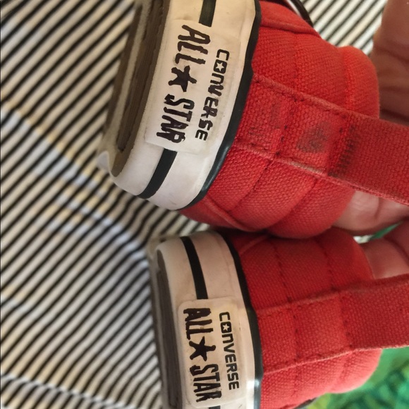 Kids converse mid-rise sneakers. - Picture 3 of 5