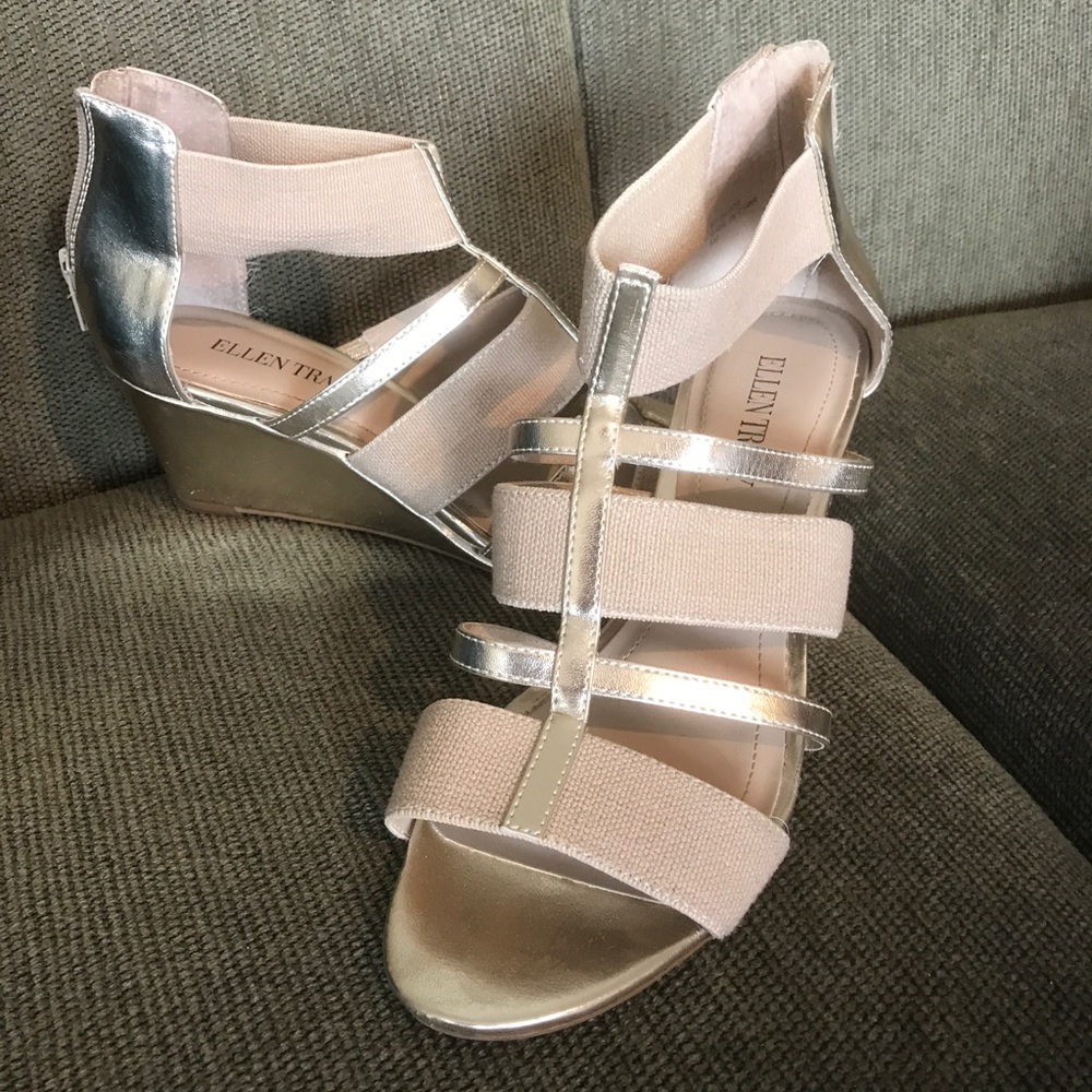 Gold wedge back zip sandal