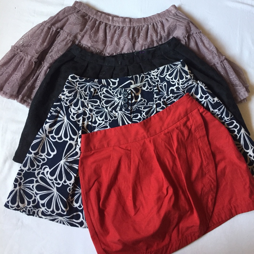 🔥 Bundle of Forever21 Mini Skirts 🔥