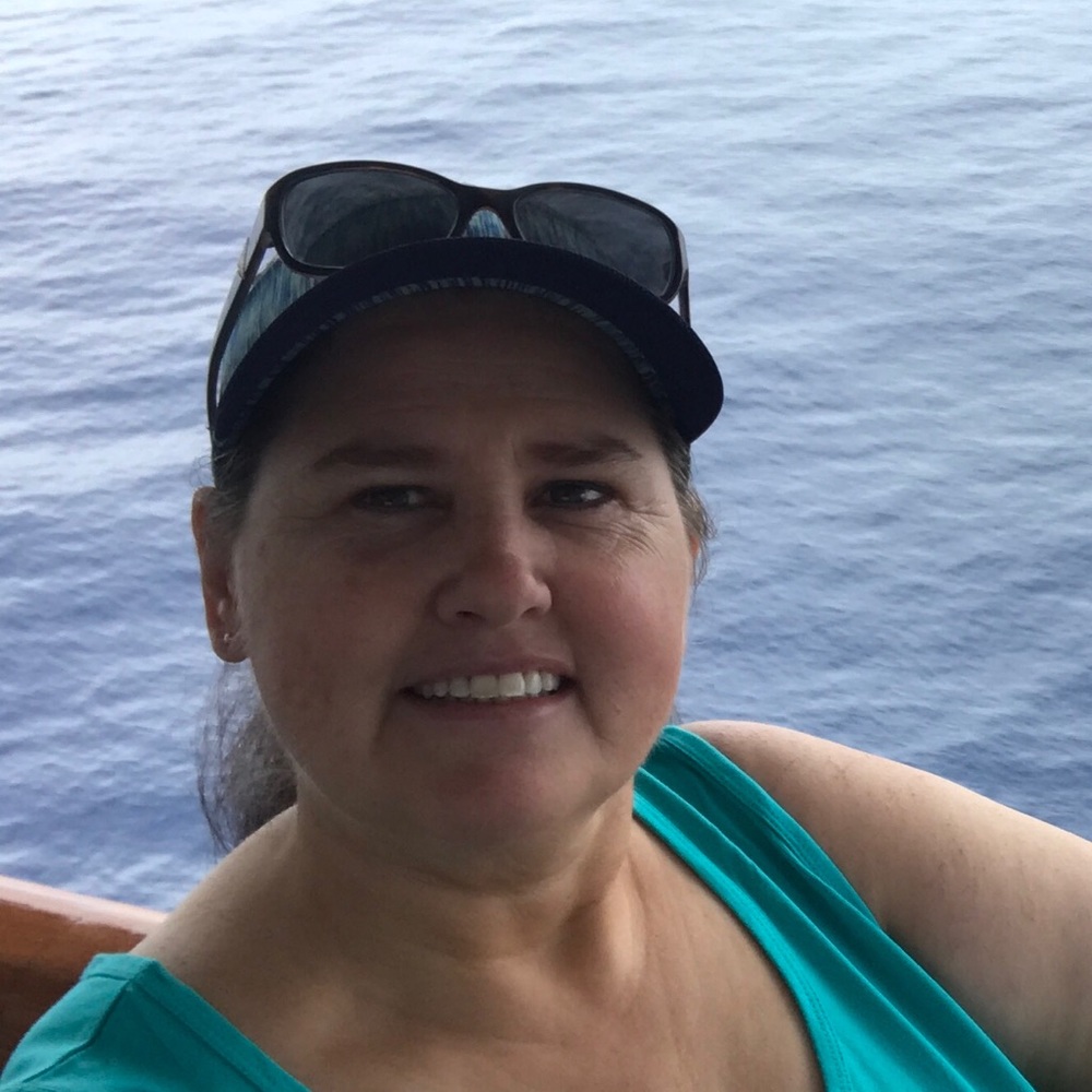 Meet your Posher, Angela