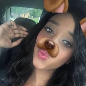 Meet your Posher, Jazmine