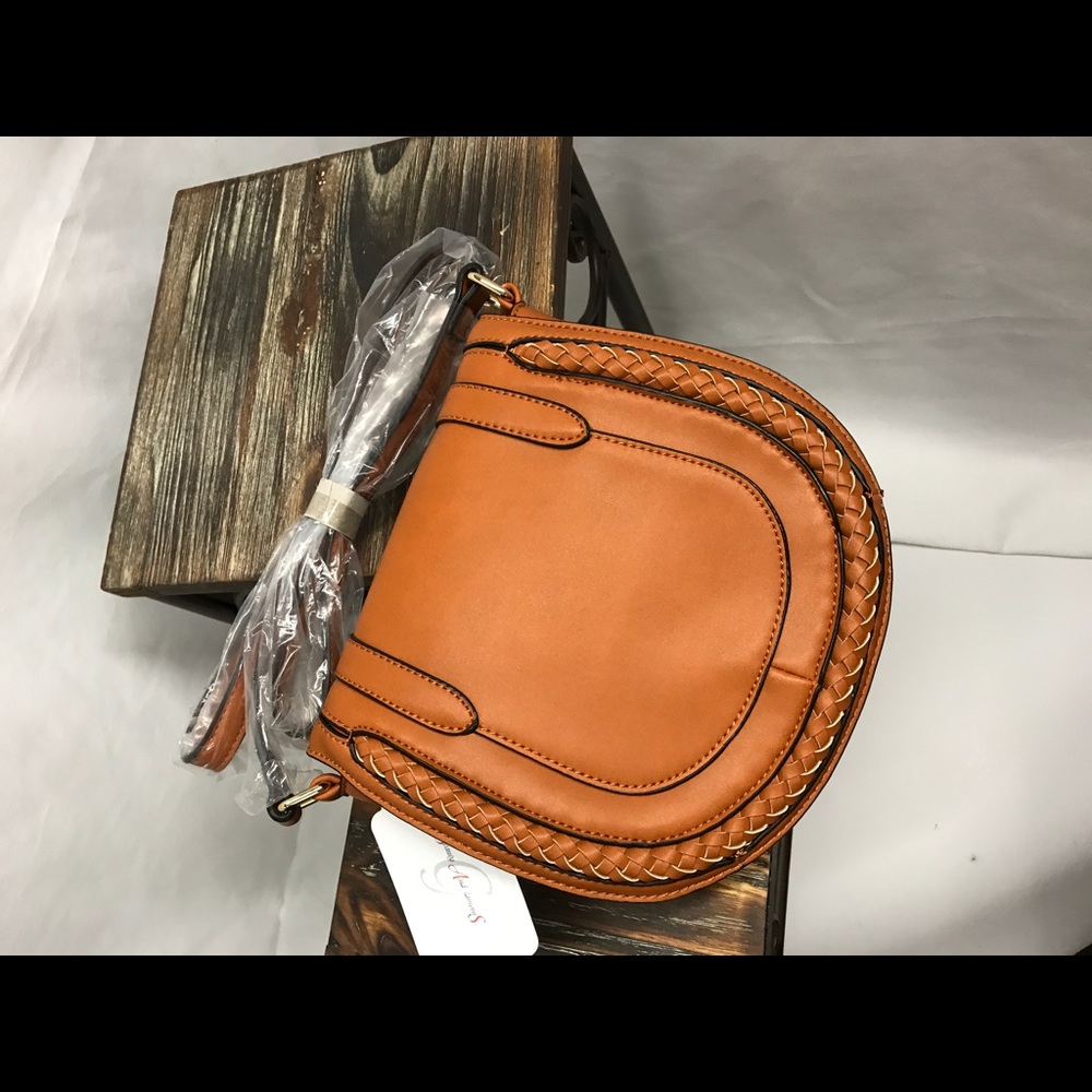 🍂Tan Cross Body....