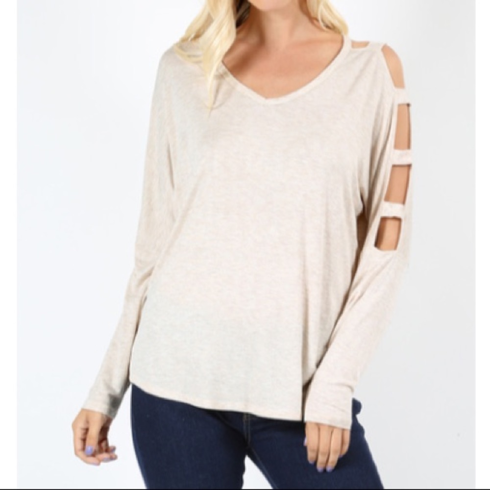 Last 3✨Cutout Sleeve Top - Picture 1 of 2