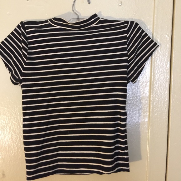 Striped crop top - Picture 1 of 2