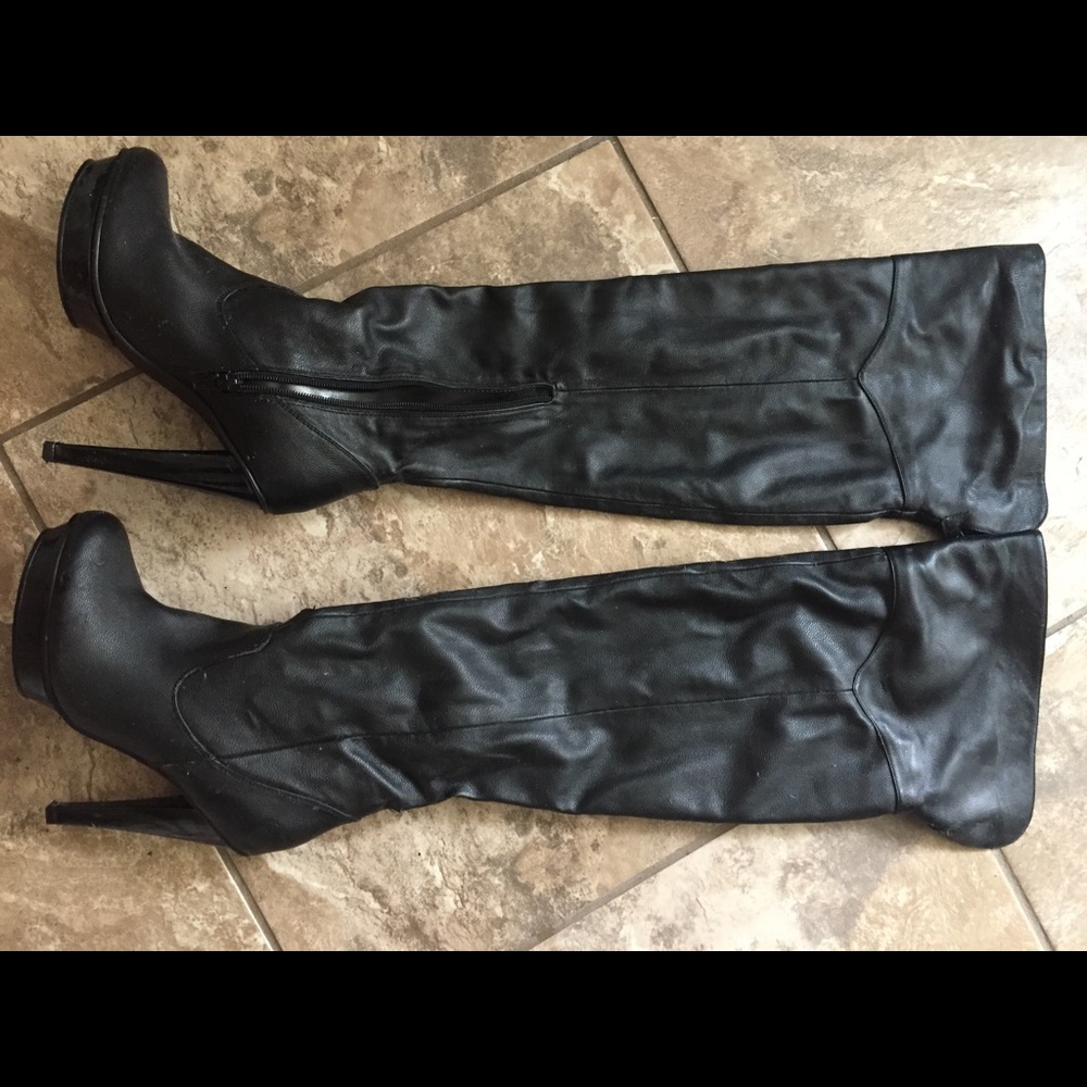 Black Steve Madden Over the Knee Irinna Boots