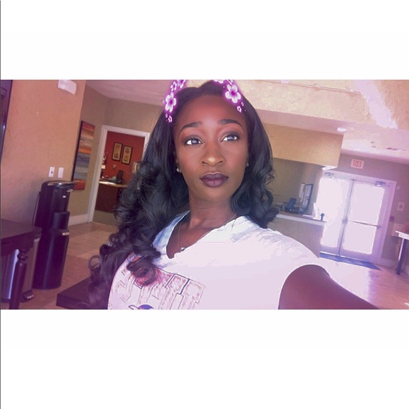 Meet your Posher, Raiven - Picture 1 of 1