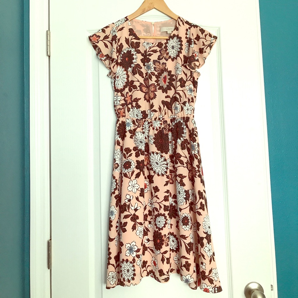 LOFT blush pink floral flutter sleeve dress