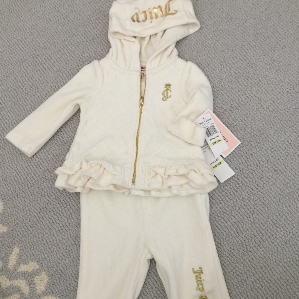 Juicy velour tracksuit