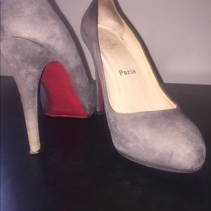 Gray Suede Heels 38.5