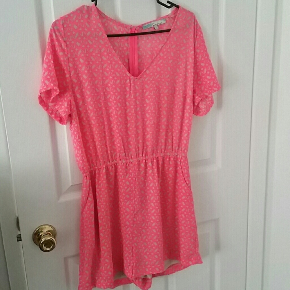 ☆Final price!  Cecico romper size L NWOT!