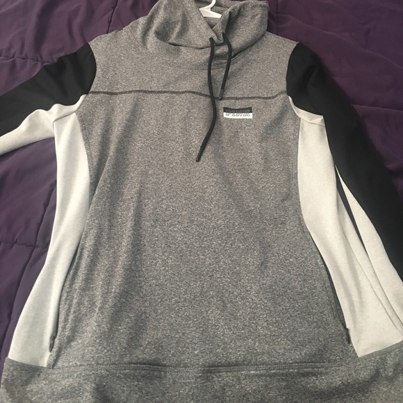 Pull over . Great for jogging! - Picture 1 of 4