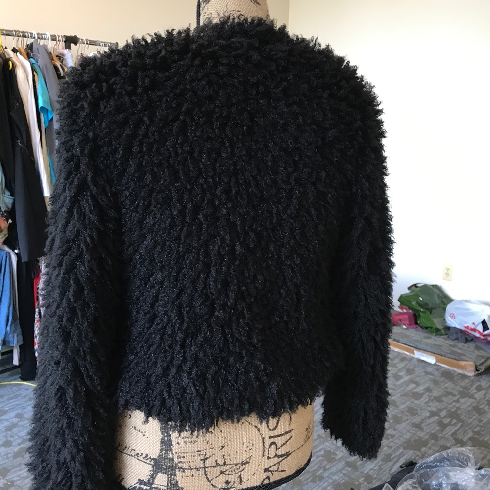 Max Studio Beautiful Jacket Soft Comfortable Lined - image 2