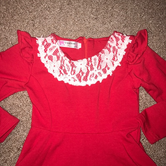 Red dress - Picture 2 of 4