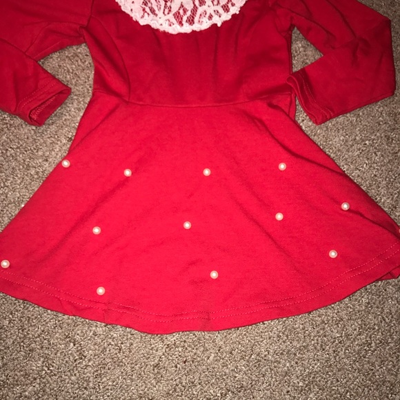 Red dress - Picture 3 of 4