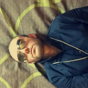 Meet your Posher, Joseph