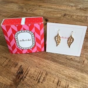 Stella & Dot Bellisimo Angelo Earrings