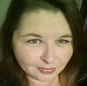 Meet your Posher, Carla