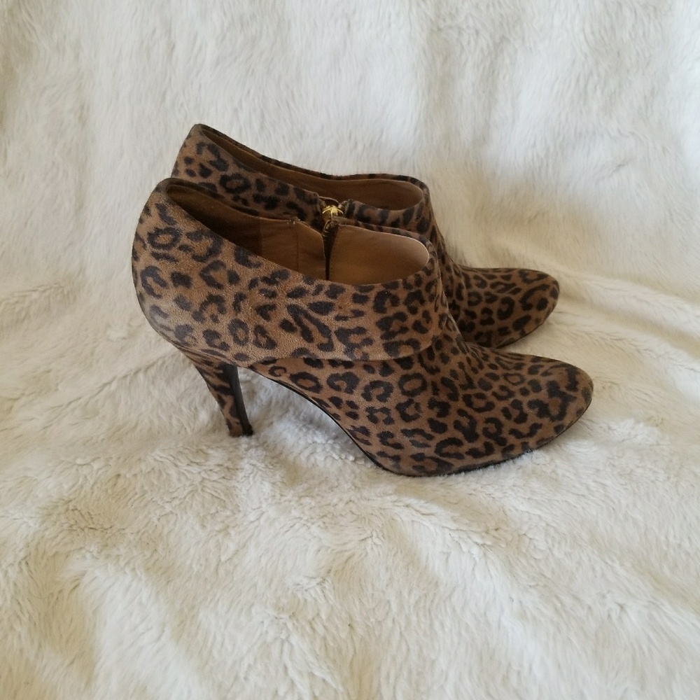 AERIN leopard cheetah ankle booties