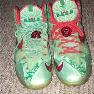 Lebron 10 Christmas