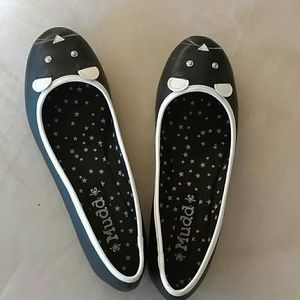 Mudd "Cat" shoes size 10