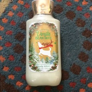 Bath & Body works vanilla bean lotion