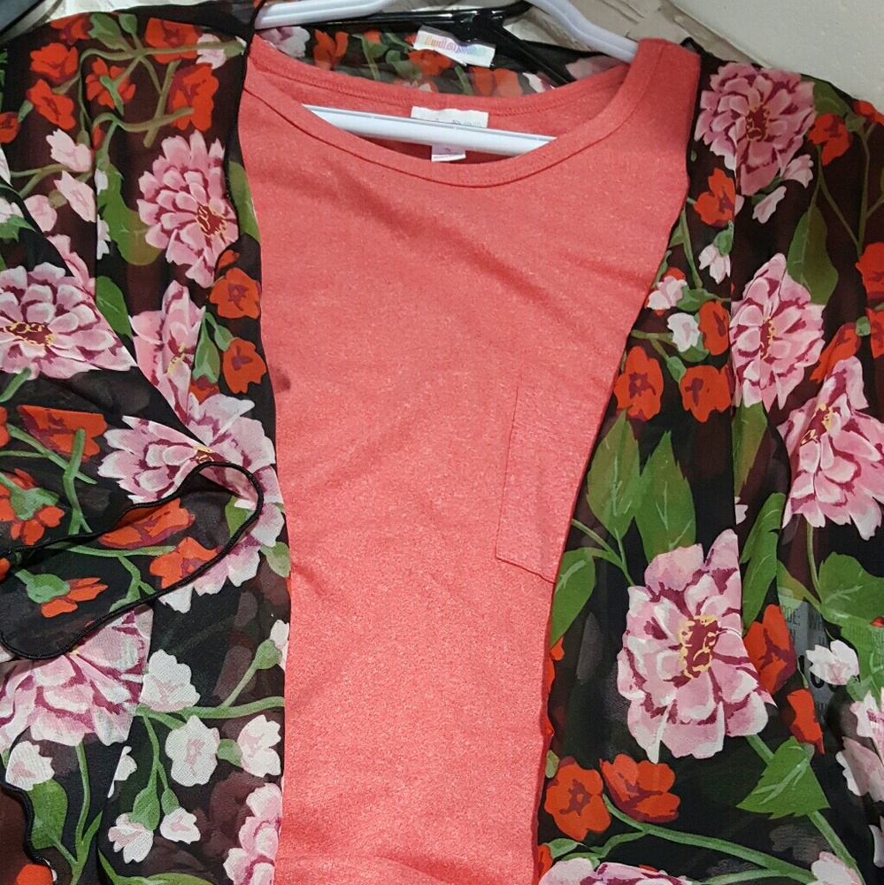 Lularoe - Picture 1 of 1
